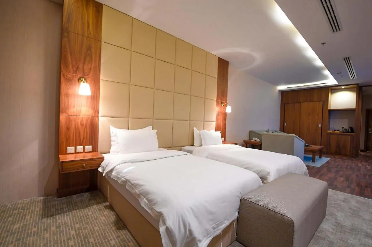 Motiara Hotel - La Valle Mall Riadh